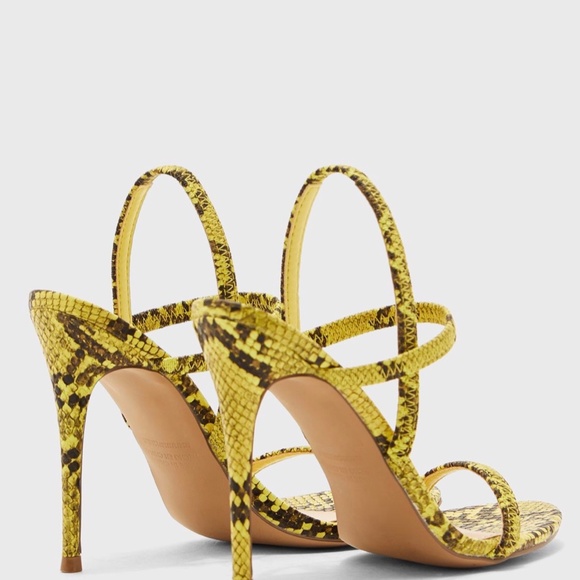 Steve Madden Gabriella heels yelllow snake - Picture 2 of 5